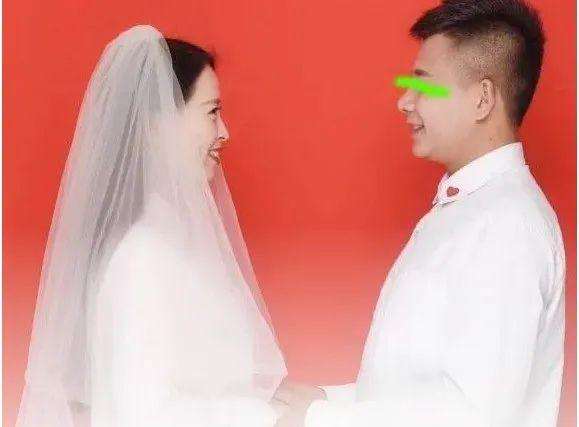 黑帽门视频(成都黑帽子门照片)