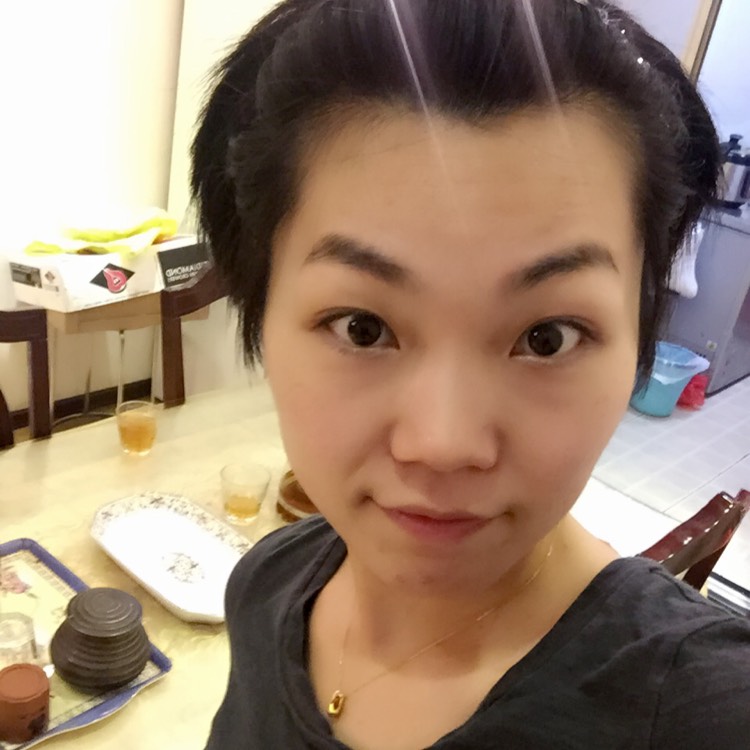 喷奶视频(宝宝喷射状吐奶视频)