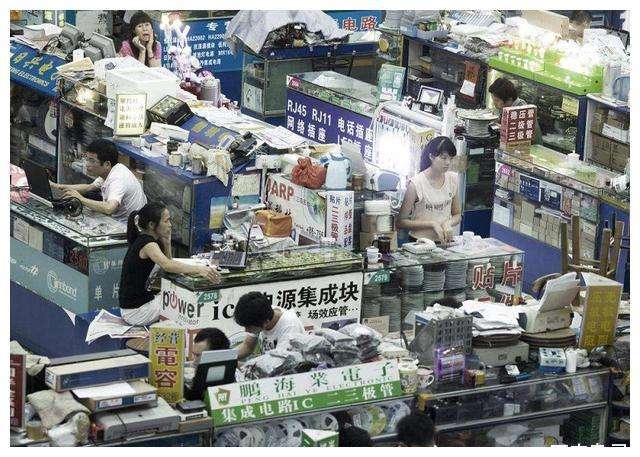 陈金陵(陈金陵曾经的图片) 陈金陵(陈金陵曾经的图片)