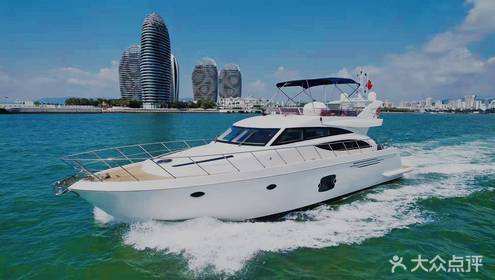 三亚租游艇出海一天几钱(三亚租游艇出海一天几钱一住美女几钱)