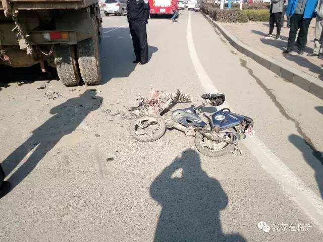 人被车压扁后恶心图片的简单介绍