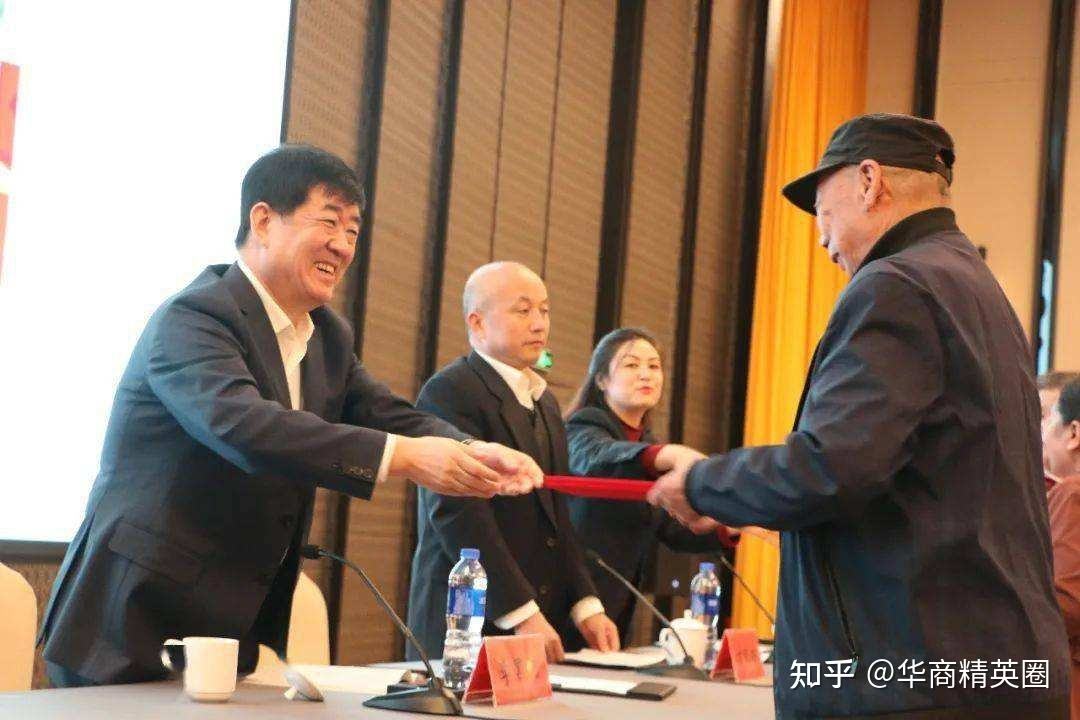 华西村村长(华西村是个大骗局) 华西村村长(华西村是个大骗局)