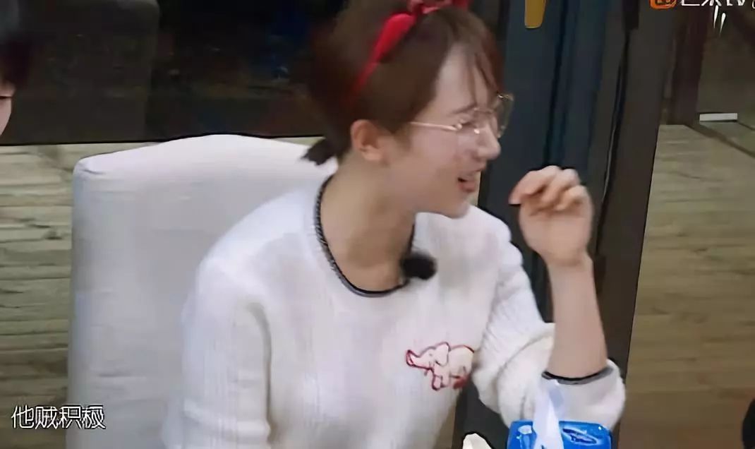 212喷奶(212事务视频配角名字)