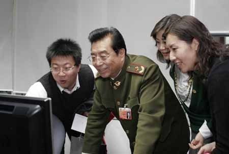 李双江军衔级别(李双江相当于什么军衔)