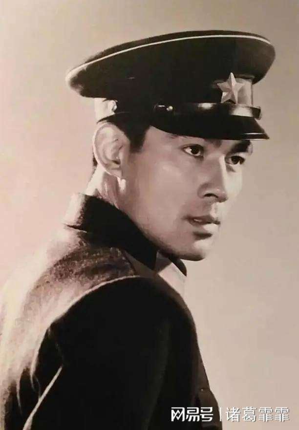 陈佩斯老婆(陈大愚两个女儿) 陈佩斯老婆(陈大愚两个女儿)