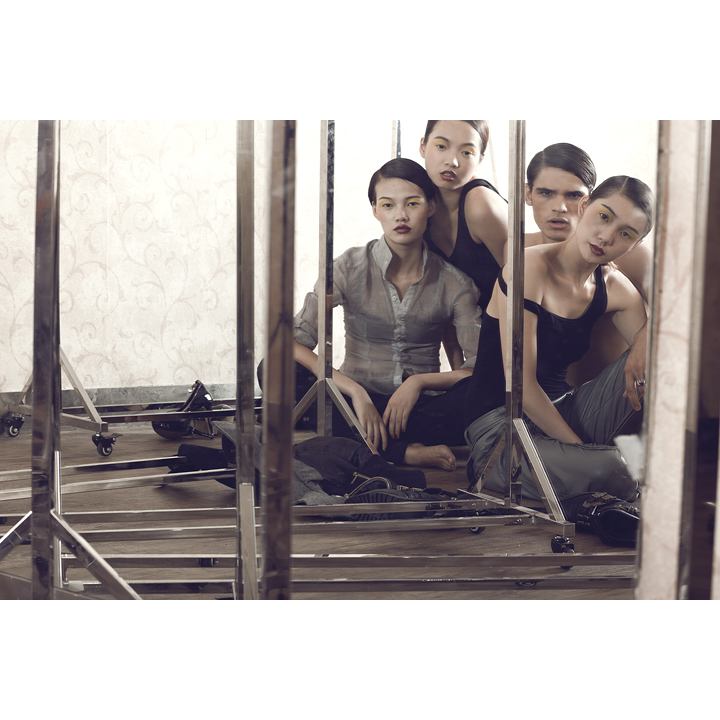 冼燕坚(冼燕坚小我材料年龄)