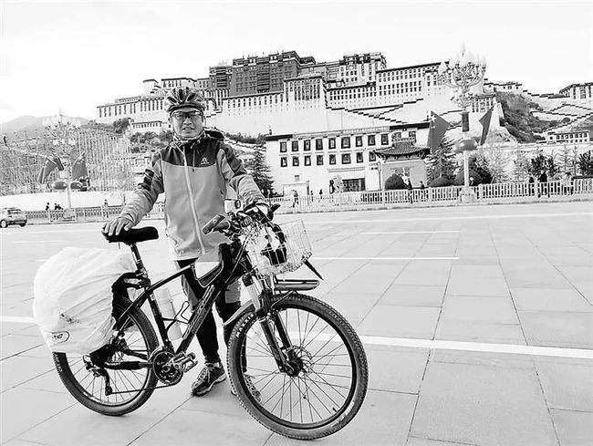 新藏线上的骑行女尸(女骑行者被狼吃新藏线)