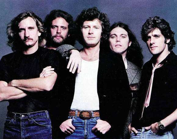 老鹰乐队主唱(老鹰乐队主唱唐亨利)