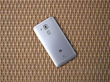 华为5寸屏手机哪款好(十大热门5英寸屏幕手机) 华为5寸屏手机哪款好(十大热门5英寸屏幕手机)