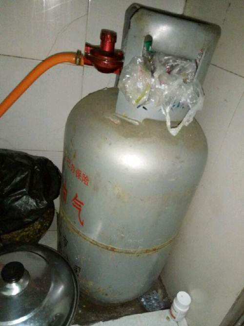 15公斤液化气罐几钱一个(15公斤液化气钢瓶几钱一个) 15公斤液化气罐几钱一个(15公斤液化气钢瓶几钱一个)