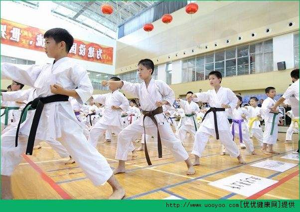 白手道级别(白手道3段是什么级别)